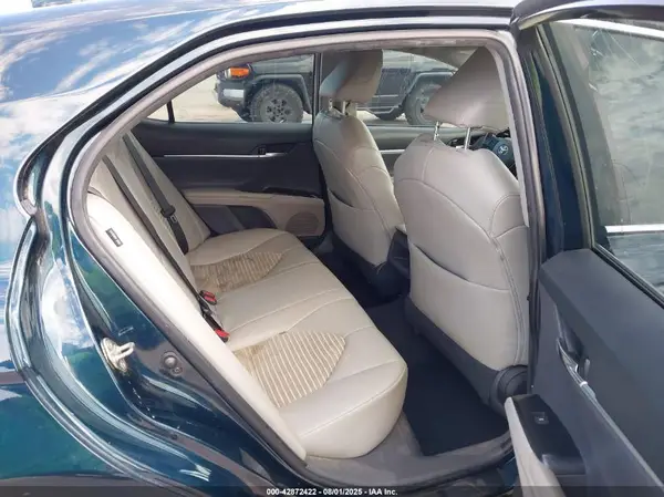 4T1B11HK0KU830230 2019 TOYOTA CAMRY - Image 8