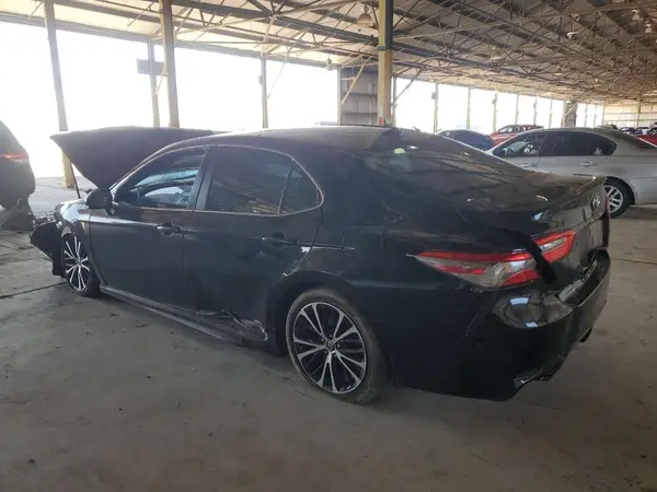 4T1B11HK0KU832995 2019 TOYOTA CAMRY - Image 2