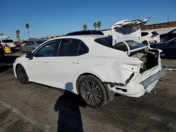 4T1B11HK0KU835010 2019 TOYOTA CAMRY - Image 2