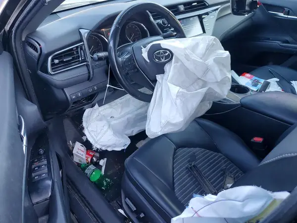 4T1B11HK0KU842460 2019 TOYOTA CAMRY - Image 8