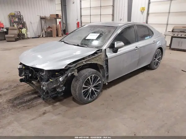 4T1B11HK0KU846945 2019 TOYOTA CAMRY - Image 2