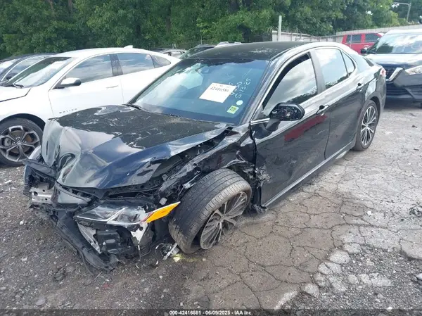 4T1B11HK0KU854530 2019 TOYOTA CAMRY - Image 2