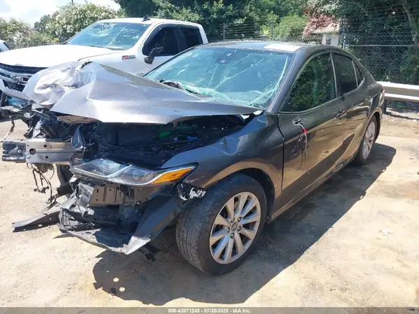 4T1B11HK0KU856729 2019 TOYOTA CAMRY - Image 2