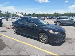 4T1B11HK1JU001861 2018 TOYOTA CAMRY