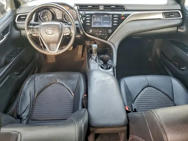 4T1B11HK1JU007577 2018 TOYOTA CAMRY - Image 8