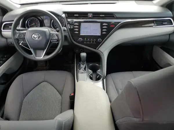 4T1B11HK1JU009569 2018 TOYOTA CAMRY - Image 8