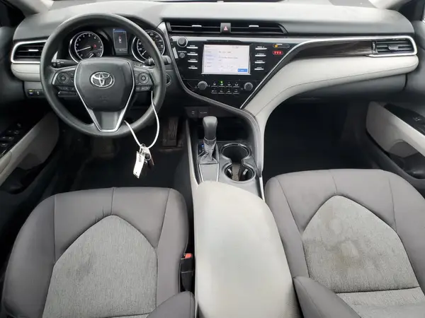 4T1B11HK1JU012021 2018 TOYOTA CAMRY - Image 8