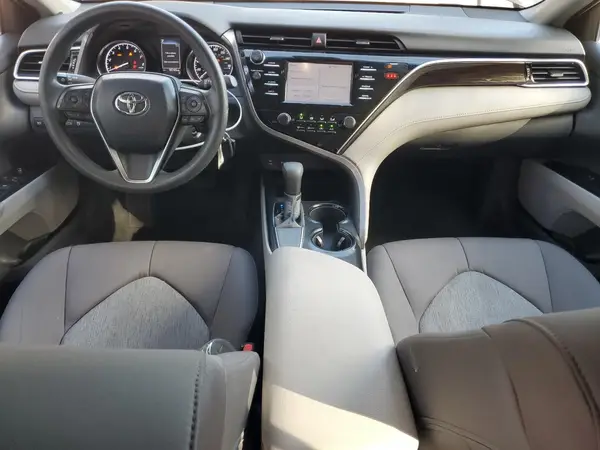 4T1B11HK1JU021141 2018 TOYOTA CAMRY - Image 8
