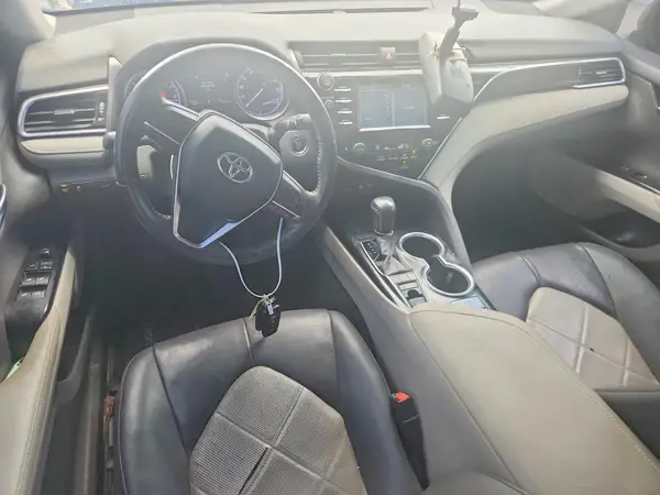4T1B11HK1JU024556 2018 TOYOTA CAMRY - Image 8