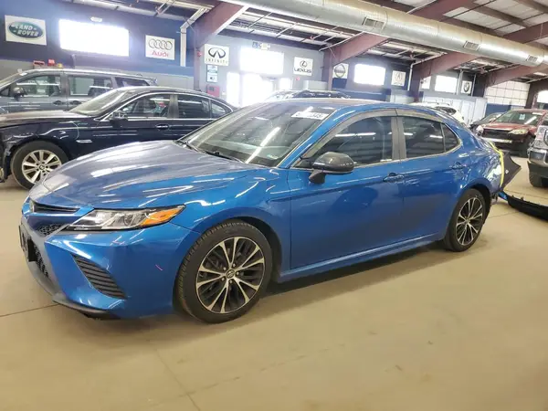 4T1B11HK1JU024914 2018 TOYOTA CAMRY - Image 1
