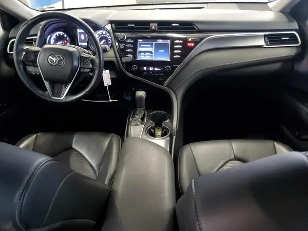 4T1B11HK1JU024914 2018 TOYOTA CAMRY - Image 8