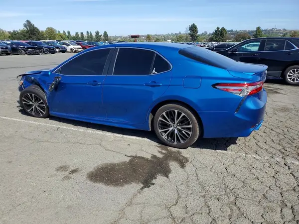 4T1B11HK1JU035203 2018 TOYOTA CAMRY - Image 2