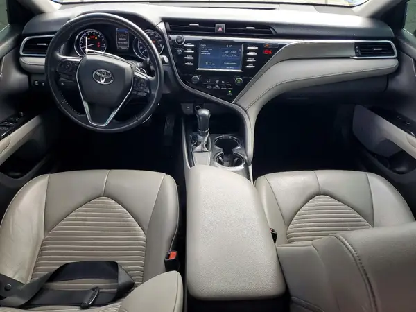 4T1B11HK1JU035203 2018 TOYOTA CAMRY - Image 8