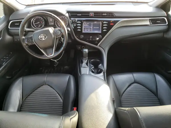 4T1B11HK1JU038392 2018 TOYOTA CAMRY - Image 8