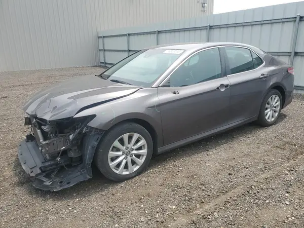 4T1B11HK1JU041471 2018 TOYOTA CAMRY - Image 1