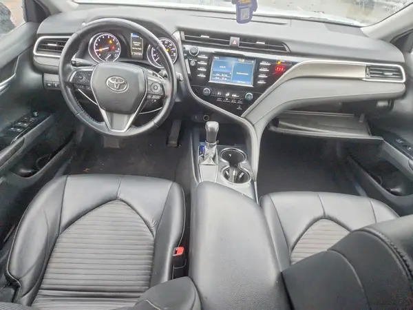4T1B11HK1JU041695 2018 TOYOTA CAMRY - Image 8