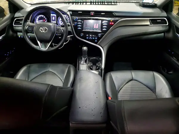 4T1B11HK1JU050736 2018 TOYOTA CAMRY - Image 8