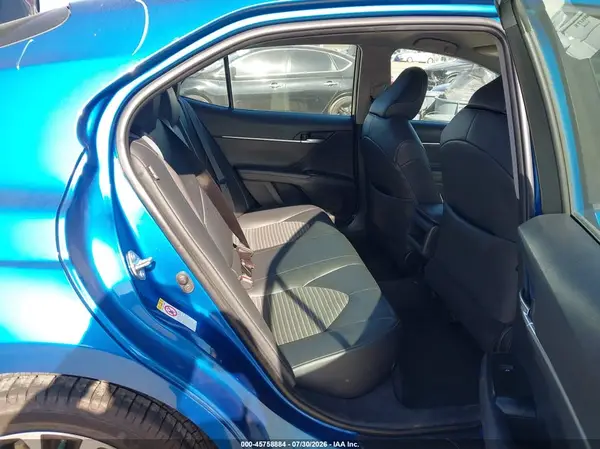4T1B11HK1JU054379 2018 TOYOTA CAMRY - Image 8