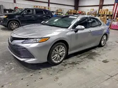 4T1B11HK1JU056715 2018 TOYOTA CAMRY
