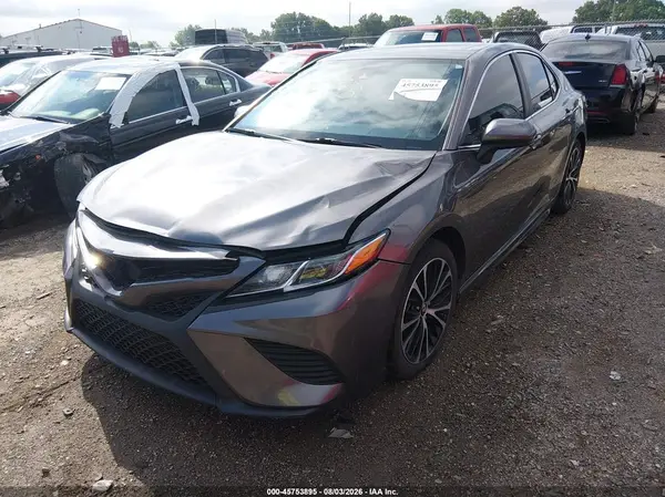4T1B11HK1JU058920 2018 TOYOTA CAMRY - Image 2