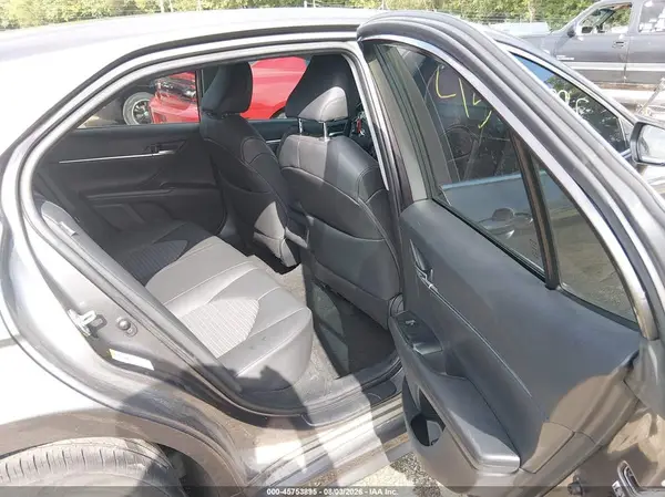 4T1B11HK1JU058920 2018 TOYOTA CAMRY - Image 8