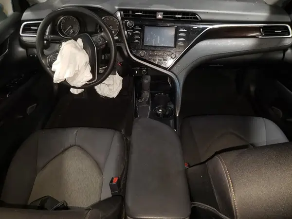4T1B11HK1JU066807 2018 TOYOTA CAMRY - Image 8