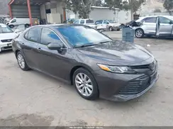 4T1B11HK1JU067195 2018 TOYOTA CAMRY