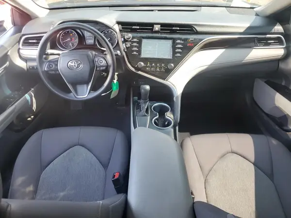 4T1B11HK1JU068959 2018 TOYOTA CAMRY - Image 8
