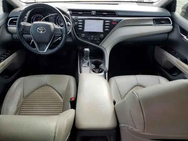 4T1B11HK1JU069139 2018 TOYOTA CAMRY - Image 8