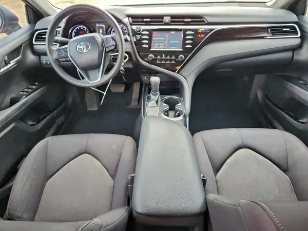4T1B11HK1JU073465 2018 TOYOTA CAMRY - Image 8