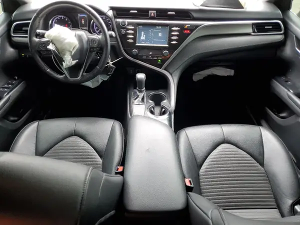4T1B11HK1JU075491 2018 TOYOTA CAMRY - Image 8