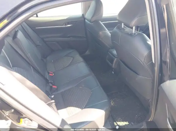 4T1B11HK1JU078388 2018 TOYOTA CAMRY - Image 8