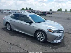 4T1B11HK1JU078813 2018 TOYOTA CAMRY