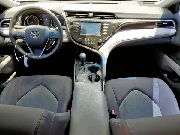 4T1B11HK1JU083543 2018 TOYOTA CAMRY - Image 8
