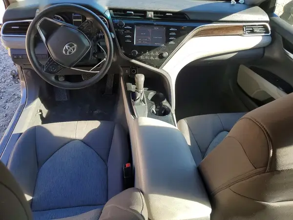 4T1B11HK1JU084059 2018 TOYOTA CAMRY - Image 8