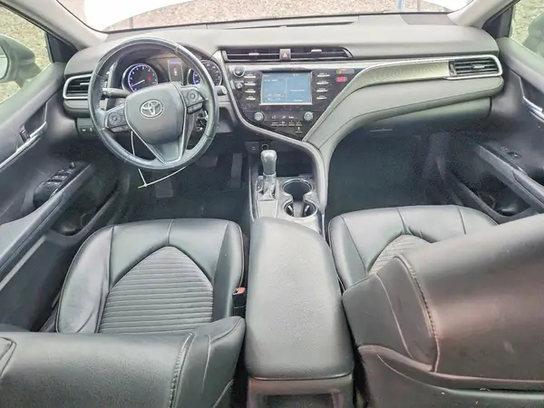 4T1B11HK1JU088886 2018 TOYOTA CAMRY - Image 8