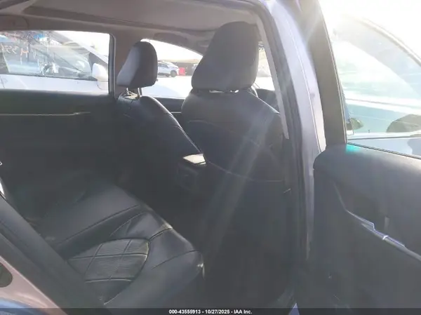 4T1B11HK1JU089875 2018 TOYOTA CAMRY - Image 8