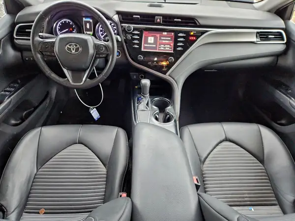 4T1B11HK1JU093957 2018 TOYOTA CAMRY - Image 8