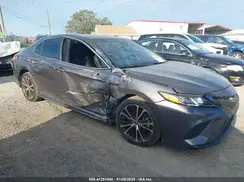 4T1B11HK1JU097829 2018 TOYOTA CAMRY