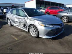 4T1B11HK1JU098236 2018 TOYOTA CAMRY