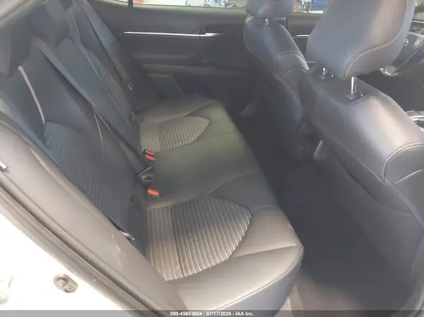 4T1B11HK1JU100888 2018 TOYOTA CAMRY - Image 8