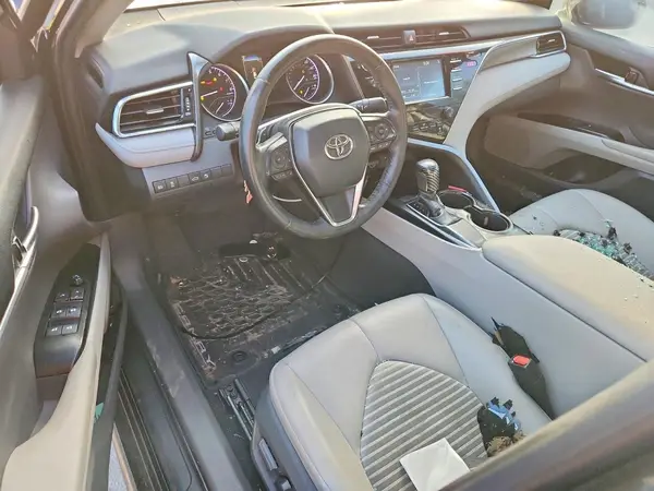 4T1B11HK1JU100910 2018 TOYOTA CAMRY - Image 8