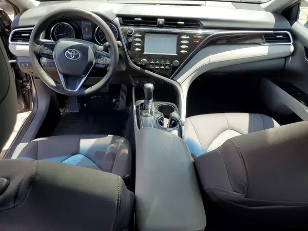 4T1B11HK1JU104293 2018 TOYOTA CAMRY - Image 8