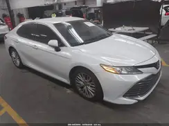 4T1B11HK1JU105587 2018 TOYOTA CAMRY