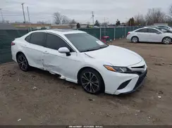 4T1B11HK1JU106867 2018 TOYOTA CAMRY