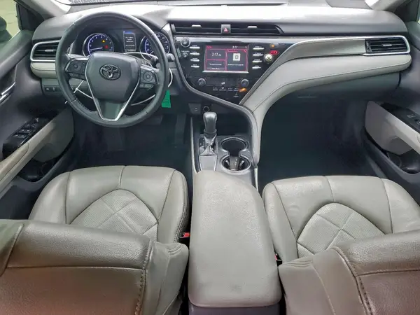 4T1B11HK1JU106917 2018 TOYOTA CAMRY - Image 8