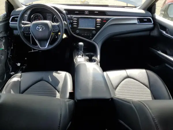 4T1B11HK1JU107632 2018 TOYOTA CAMRY - Image 8