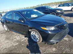 4T1B11HK1JU109753 2018 TOYOTA CAMRY