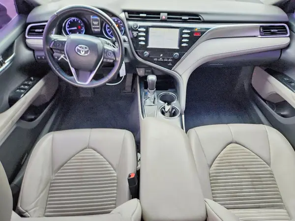 4T1B11HK1JU113690 2018 TOYOTA CAMRY - Image 8