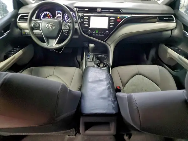 4T1B11HK1JU113785 2018 TOYOTA CAMRY - Image 8